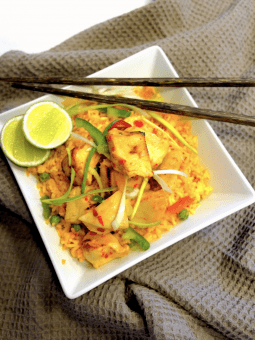 Indiskt stekt ris med kyckling